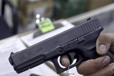 Uttar Pradesh Jeweler Accidentally Shoots Self While Fiddling with Pistol