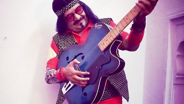 BJP's Kailash Vijayargiya Dresses up as 'Rockstar' for Holi Event in Indore
