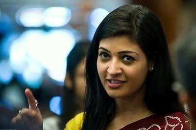 BJP-led Centre trying to terrorise delhi government, CBI raid to cover up slum demolition, says AAP's Alka Lamba