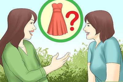 How to Stop One Bridesmaid from Stressing Out the Others