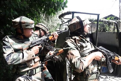 Gun Battle Breaks Out Between Security Forces and Terrorists in Baramullah