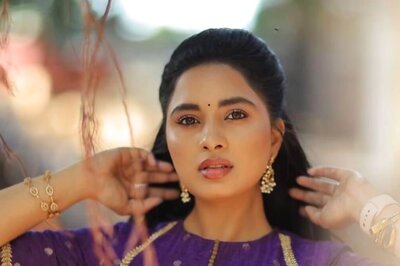 Srushti Dange Looks Stunning In Her Traditional Avatar, See Pics
