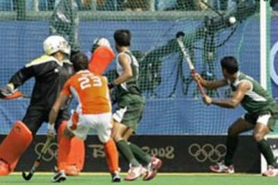 Ex-Olympians call for revival of 'dead' Asian hockey