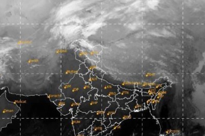 IMD Says Cyclone 'Mandous' Likely to Form Over Bay of Bengal, Reach Tamil Nadu, Andhra Coasts by Dec 8