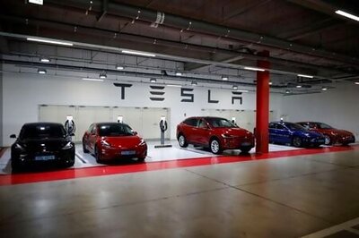Tesla Shares Set To Rally For Third Day After Record Slump
