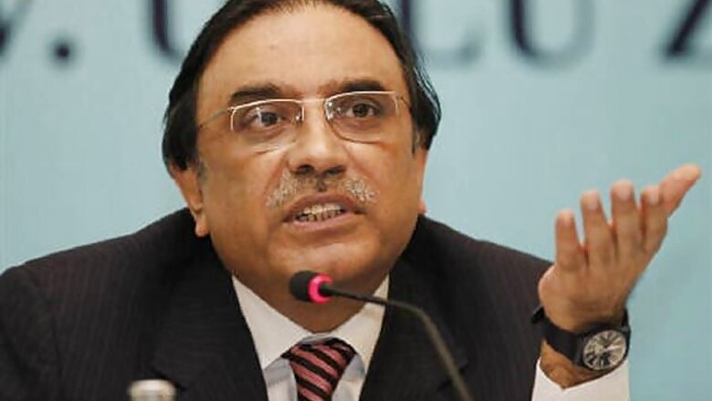 Zardari forms panel to allay grievances of Hindus