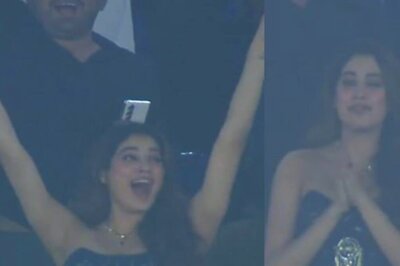 Janhvi Kapoor Jumps and Screams As Virat Kohli Runs Out Dhruv Jurel at RCB vs RR IPL Match | Watch