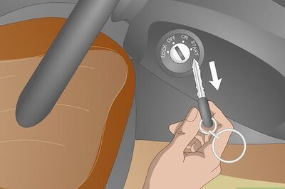 How to Connect a Car Battery