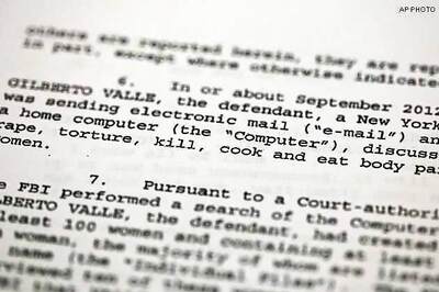 US: Wife to testify against cannibalism-plotting police officer