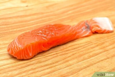 How to Make a Salmon Omelette