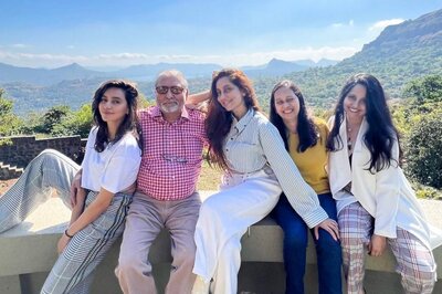 Bride-to-Be Shibani Dandekar Strikes the Perfect Pose With Family Before Wedding With Farhan Akhtar