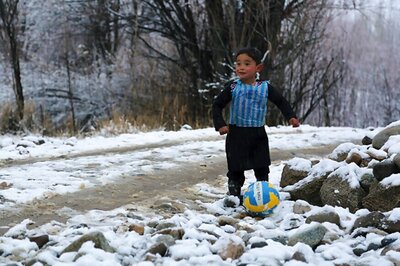 Afghan Bag Shirt Boy Meets His Idol Lionel Messi