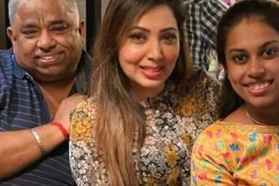 Akshaya, Daughter of 'Cuckoo With Comali' Fame Chef Damu, Opens Dental Clinic