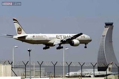Etihad passengers complain of 12-hour wait on tarmac