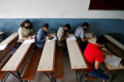 Telangana Congress Slams KCR over Silence on NEET and JEE Row, Accuses Him of Compromising Students' Safety