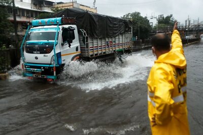 Heavy Rains Expected in Gujarat on Thursday, IMD Issues Red Alert