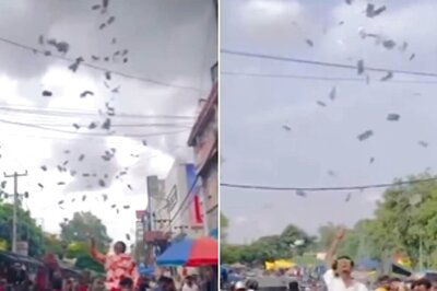 YouTuber Throws Money On Busy Hyderabad Roads For Reels, Faces Backlash | Watch