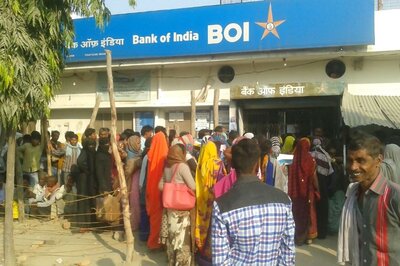 No Exchange of Notes at Banks Tomorrow; Senior Citizens Exempted