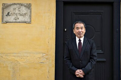 Haruki Murakami Holds Rare Public Reading to Mark Debut Anniversary