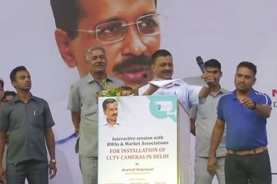 Arvind Kejriwal Publicly Tears Up Baijal Committee Report on CCTV Plan, Says Will Sign on it Today