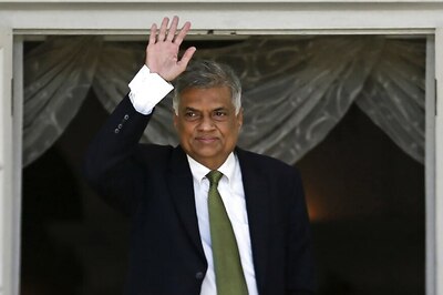 Sri Lanka Debates No-faith Motion Against Prime Minister Ranil Wickremesinghe