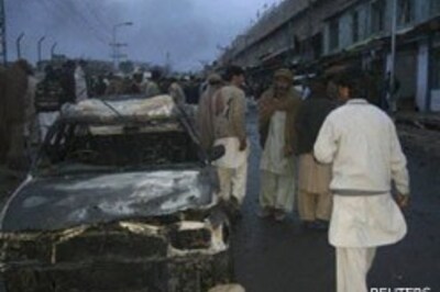 Pakistan town under curfew to avert riots