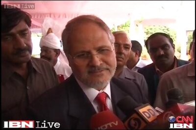 Delhi Lt Governor Najeeb Jung calls on PM Narendra Modi