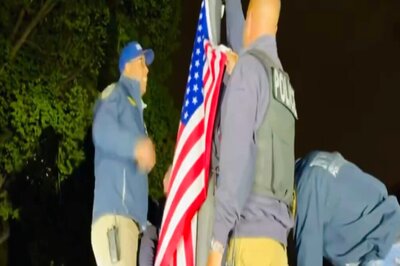 Video: Cops Remove Palestinian Flag, Hoist Star-Spangled Banner At City College New York