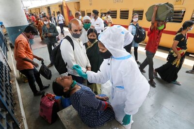 Mumbai Woman Stopped for Not Wearing Mask, Punches BMC Worker in Kandivali