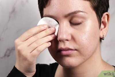 5 Ways to Naturally Curl Your Lashes Without a Curler