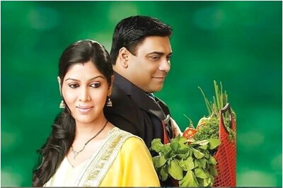 Ekta Kapoor, Sakshi Tanwar Celebrate Nine-Year Anniversary of Bade Achhe Lagte Hai