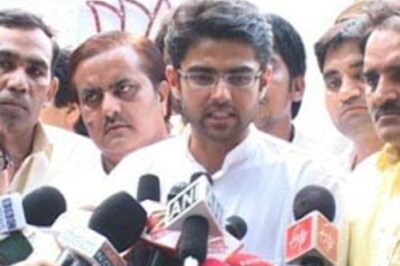 Dad, son-in-law take oath as Manmohan's Ministers