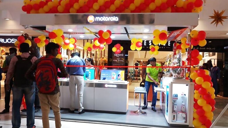 Motorola Opens Its Exclusive Store - Moto Hub in Chennai