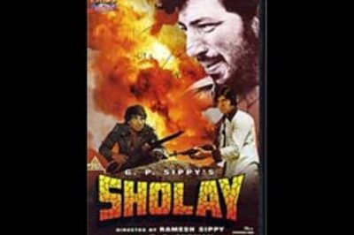 Andhra girl enacts Sholay scene