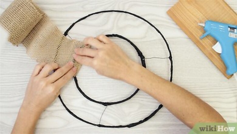 How to Make a Driftwood Wreath
