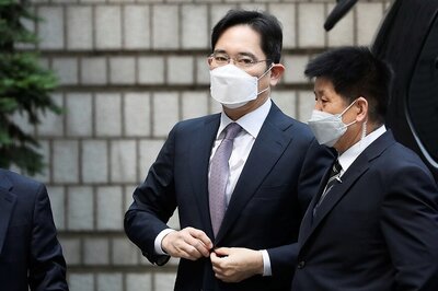 South Korean Court Denies Arrest Warrant Request for Embattled Samsung Heir