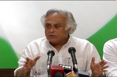 Congress ups the ante, demands Vasundhara Raje's resignation in Lalit Modi row