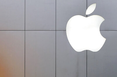  Influential investor sues Apple, wants more cash
