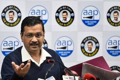 'Kejriwal ka Guarantee Card' is a 'Jumla' and Lie, Allege BJP and Congress
