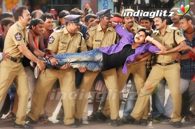 'Gabbar Singh' is extraordinary: D Ramanaidu