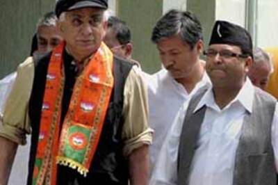 Gorkha delegation meet Home Minister; threatens strike