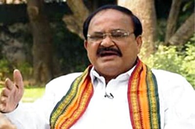Congress failed miserably in running a coalition government: Venkaiah