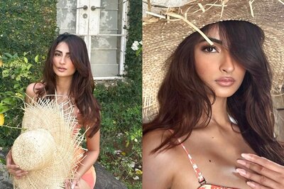 Palak Tiwari Burns Up the Internet in Sexy Beach Wear Pics From Her Vacation With Friends
