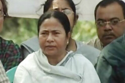 Give people 10 lakh Nanos free, Mamata tells Tata