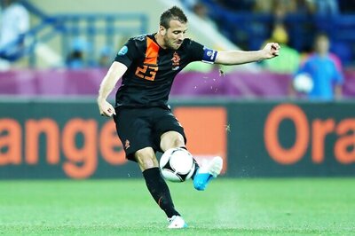 Van der Vaart back in Netherlands squad