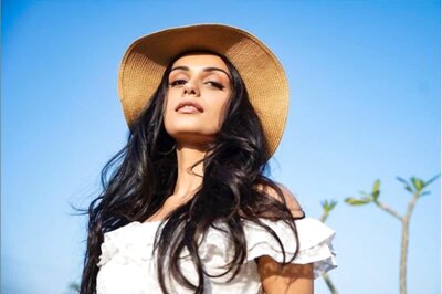 Manushi Chhillar Auctions Her Paintings to Raise Funds for Covid Frontline Workers