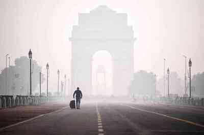 Delhi Air Quality ‘Severe’ Day After Diwali as Cracker Ban Violation, Stubble Burning Push Up PM2.5 Levels