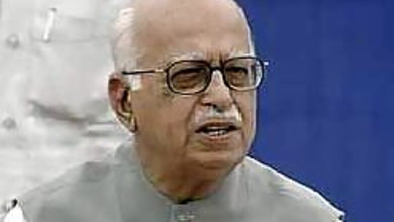 Advani wants temple built in Ayodhya