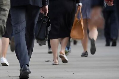 UK Firms, Worried About Pandemic And Brexit, Hire Temp Workers