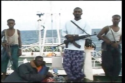 Pirates take 120 Indian sailors hostage